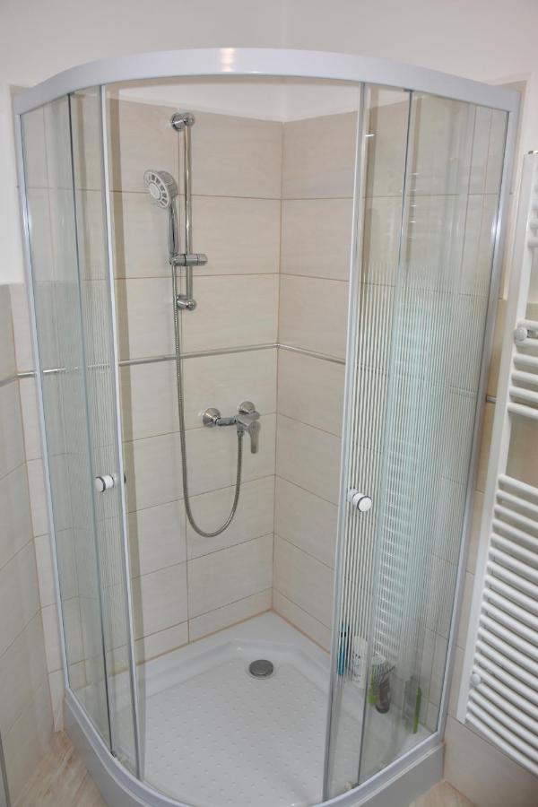 Mezőkövesd Csevi Apartmanhaz מראה חיצוני תמונה