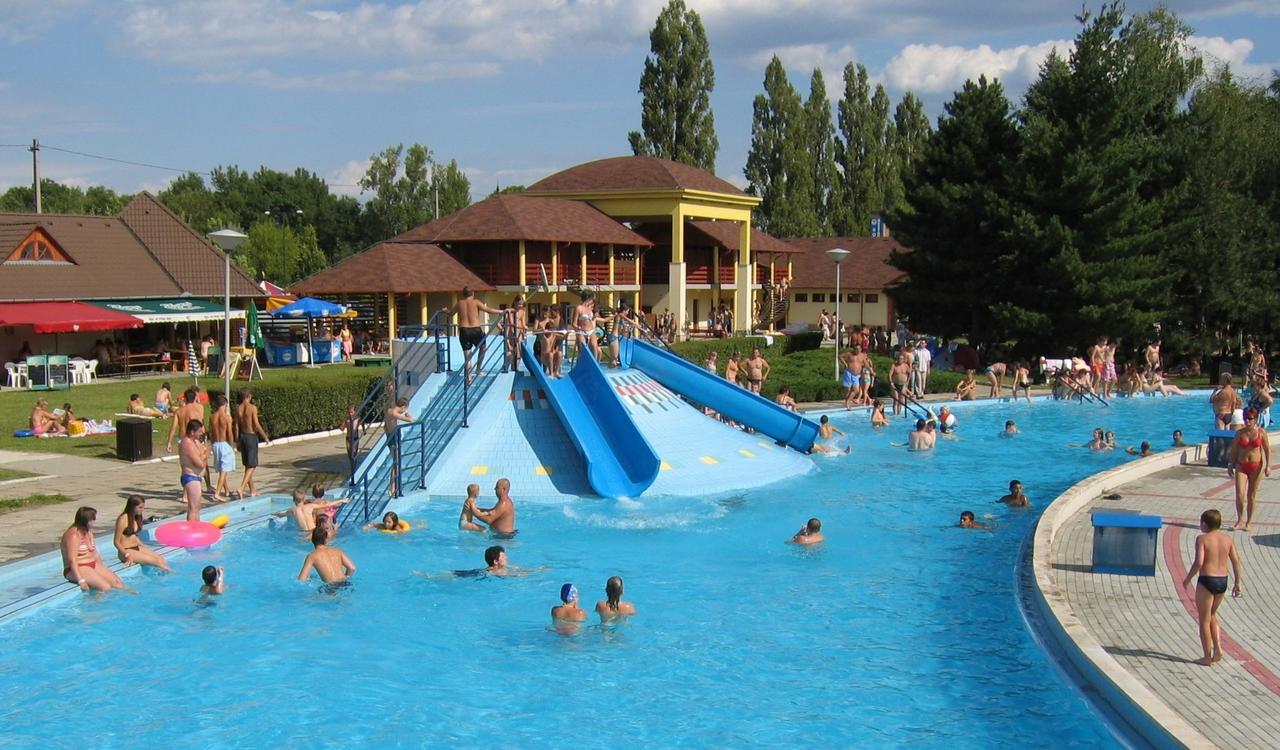 Mezőkövesd Csevi Apartmanhaz מראה חיצוני תמונה